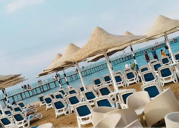 Seaview In Porto South - Families Only