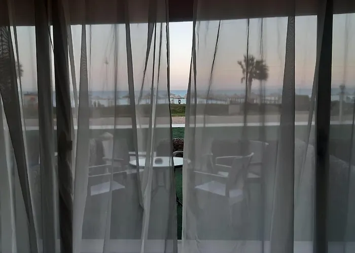 Seaview In Porto South - Families Only